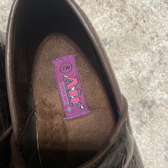 Air Flex womens clogs slip on shoes size 7 good condition work shoes nursing - Picture 8 of 8